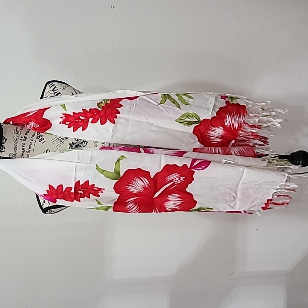 Hibiscus collection Tina's creations Inc. Women's sarong.